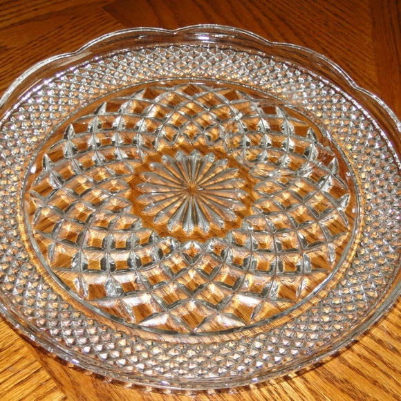 vintage Anchor Hocking Wexford Pattern Snack Plate & Cup 2 set lot - Picture 3 of 5